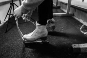 Hockey Skate Sharpening Radius: Hollow Sizes Explained